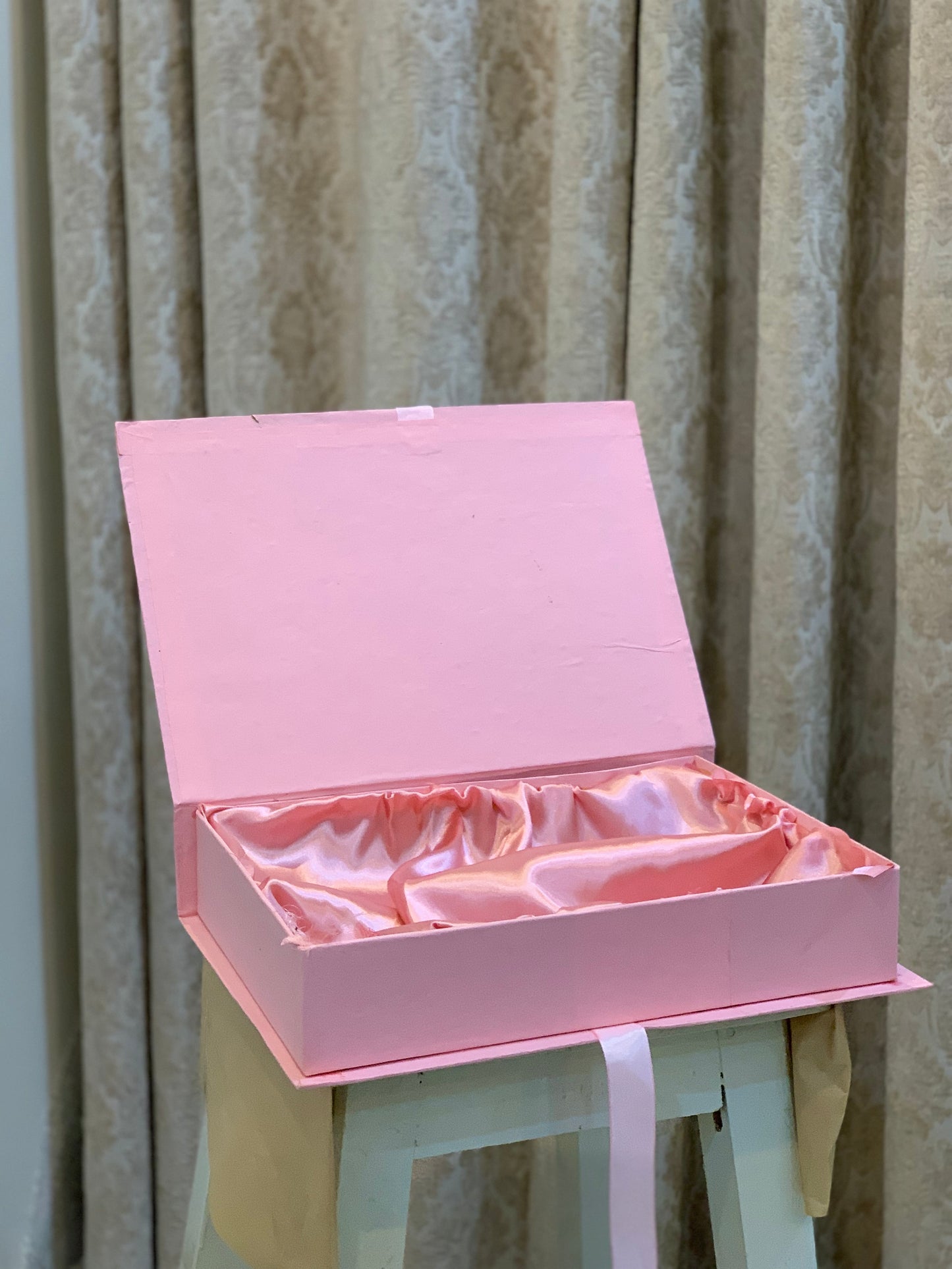 Classic Crimson pink Ribbon-Tie Gift Box – Premium Rectangular Keepsake