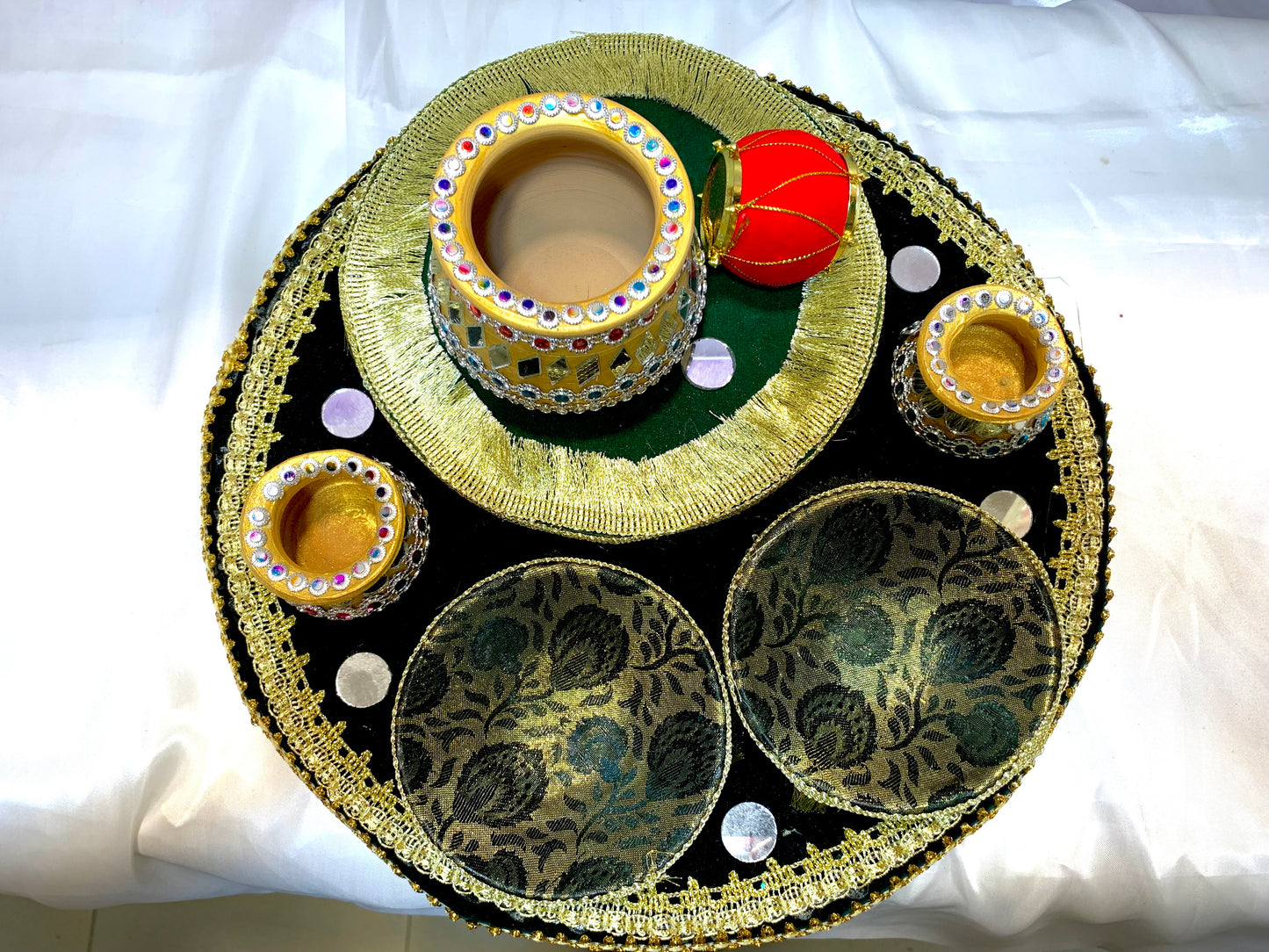Handmade Wedding Thaali Set – Mehndi & Mayun Decor
