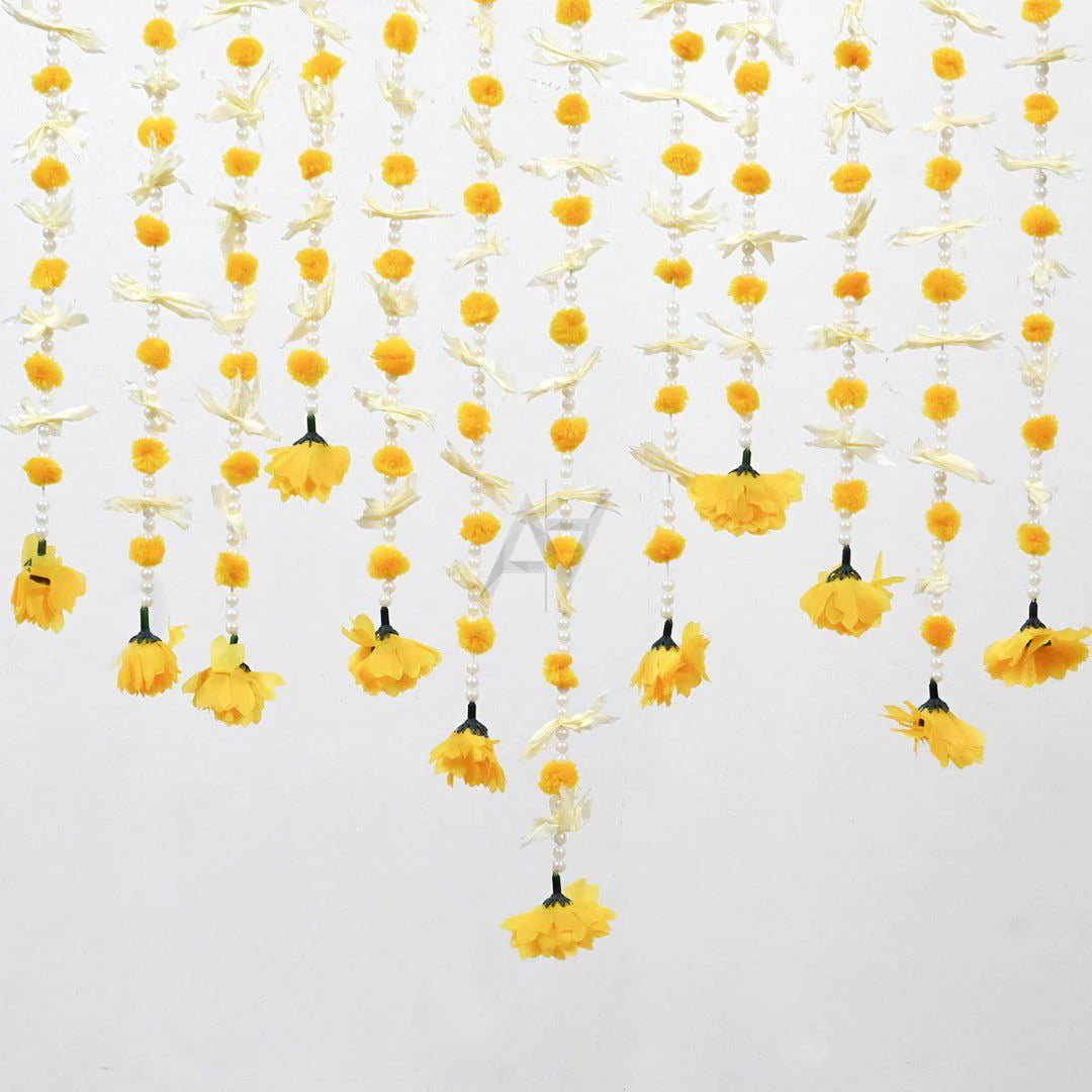 Small Pom Pom Garland 12 pcs