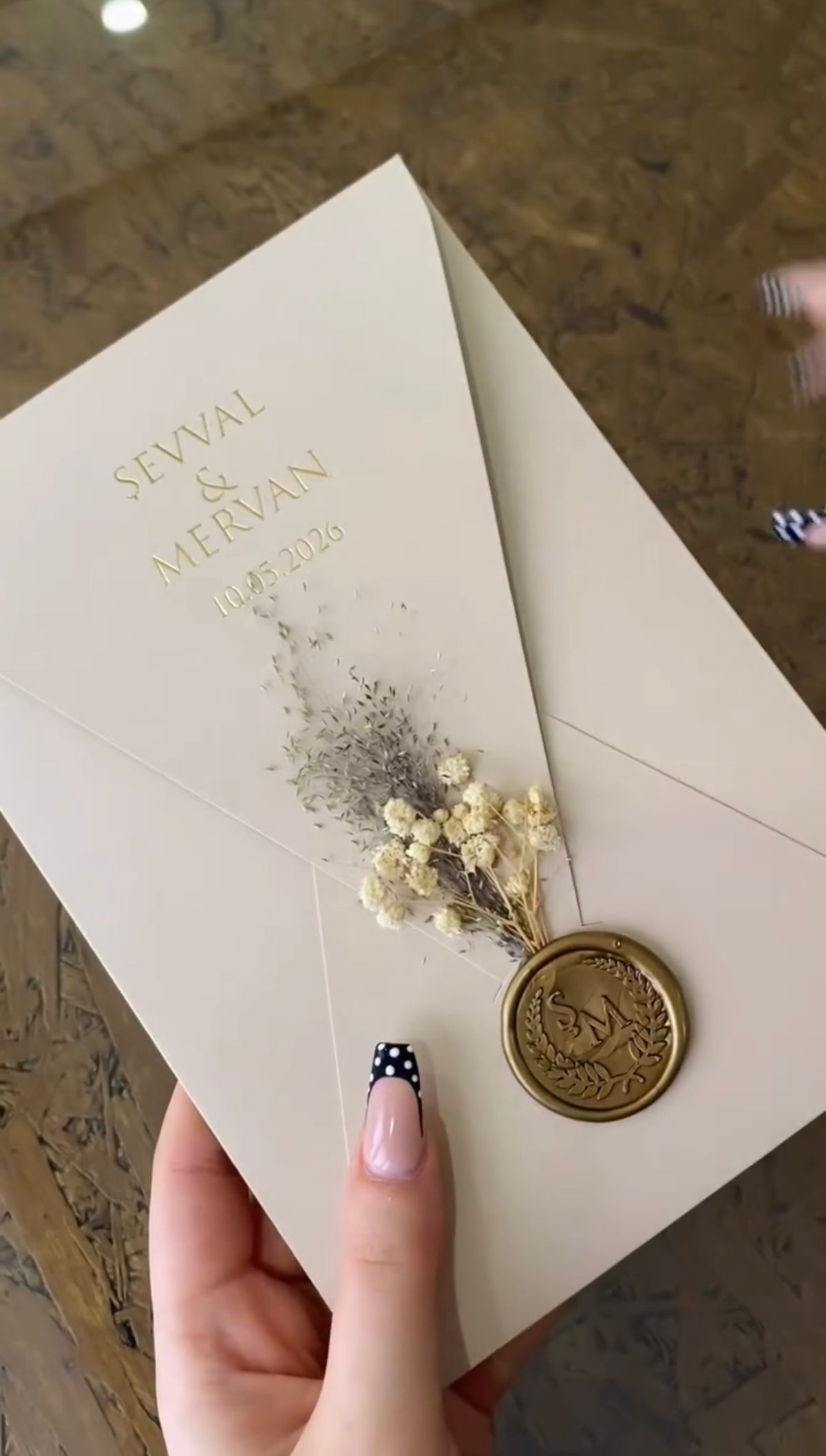 Minimalist Envelope Wedding Invitation with Custom Gold Wax Seal & Real Dried Flowers