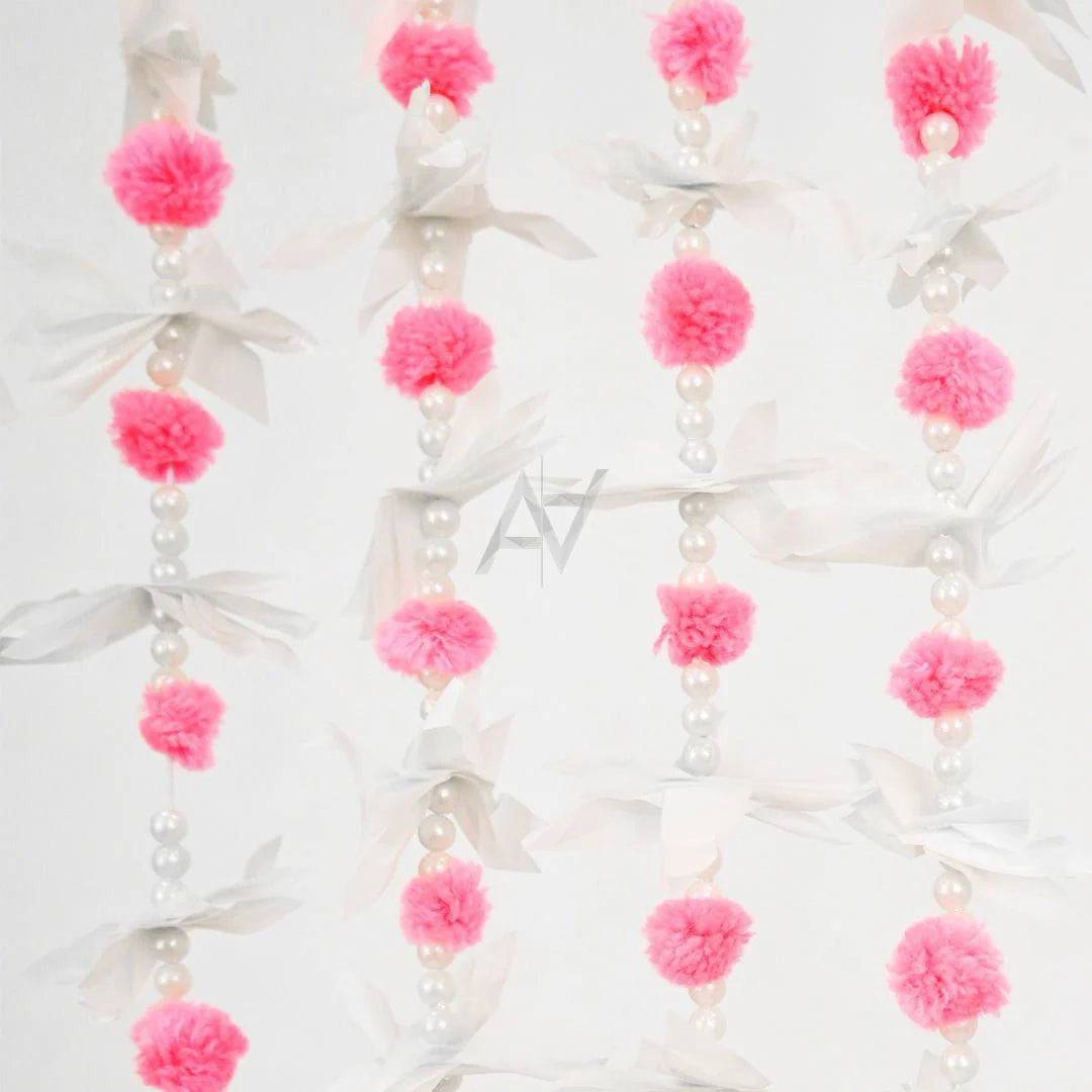 Small Pom Pom Garland 12 pcs