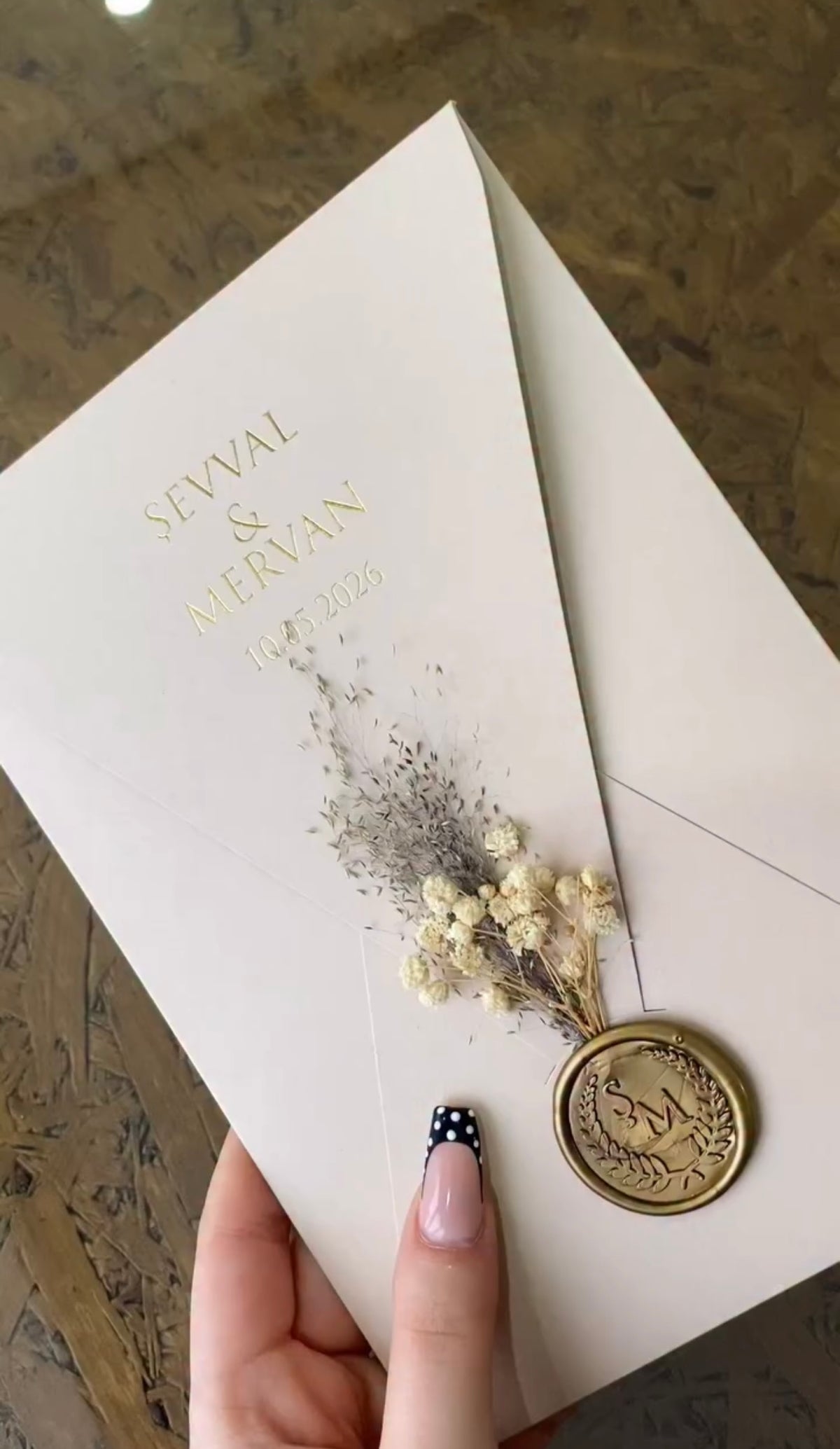 Minimalist Envelope Wedding Invitation with Custom Gold Wax Seal & Real Dried Flowers