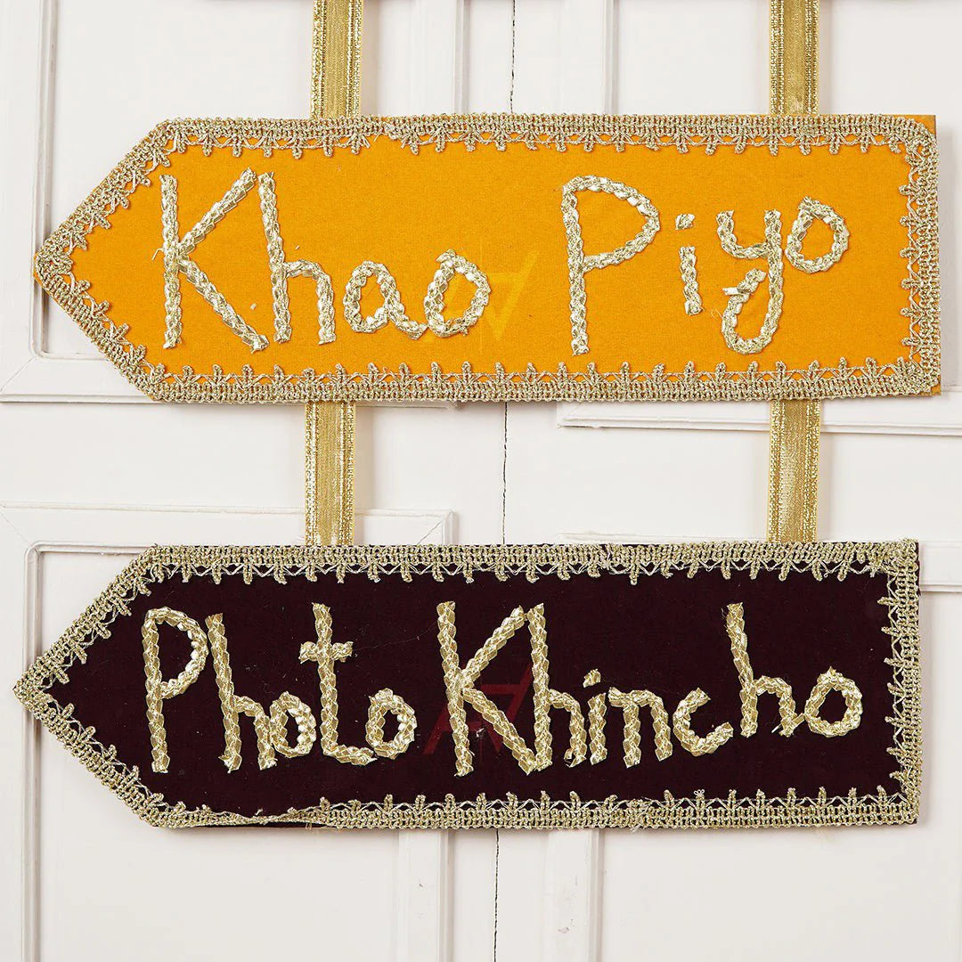 Mehndi Lagao, Nacho Gao Mehndi Prop Banner