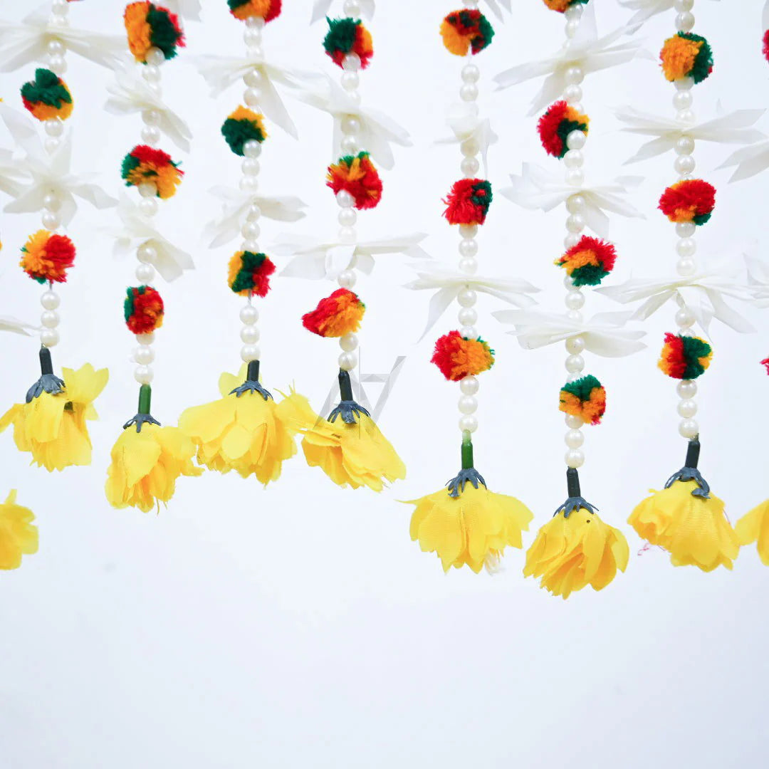 Small Pom Pom Garland 12 pcs