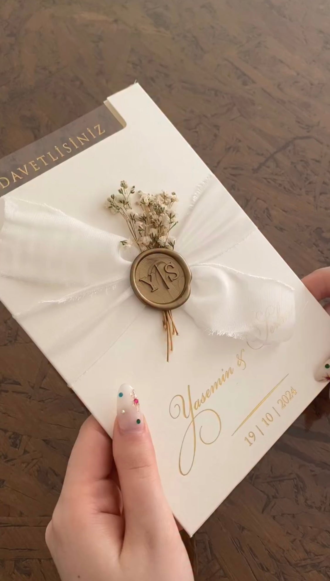 Luxury Frosted Wedding Invitation Suite
