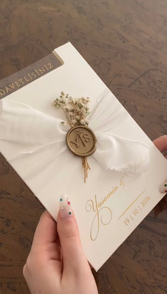 Luxury Frosted Wedding Invitation Suite