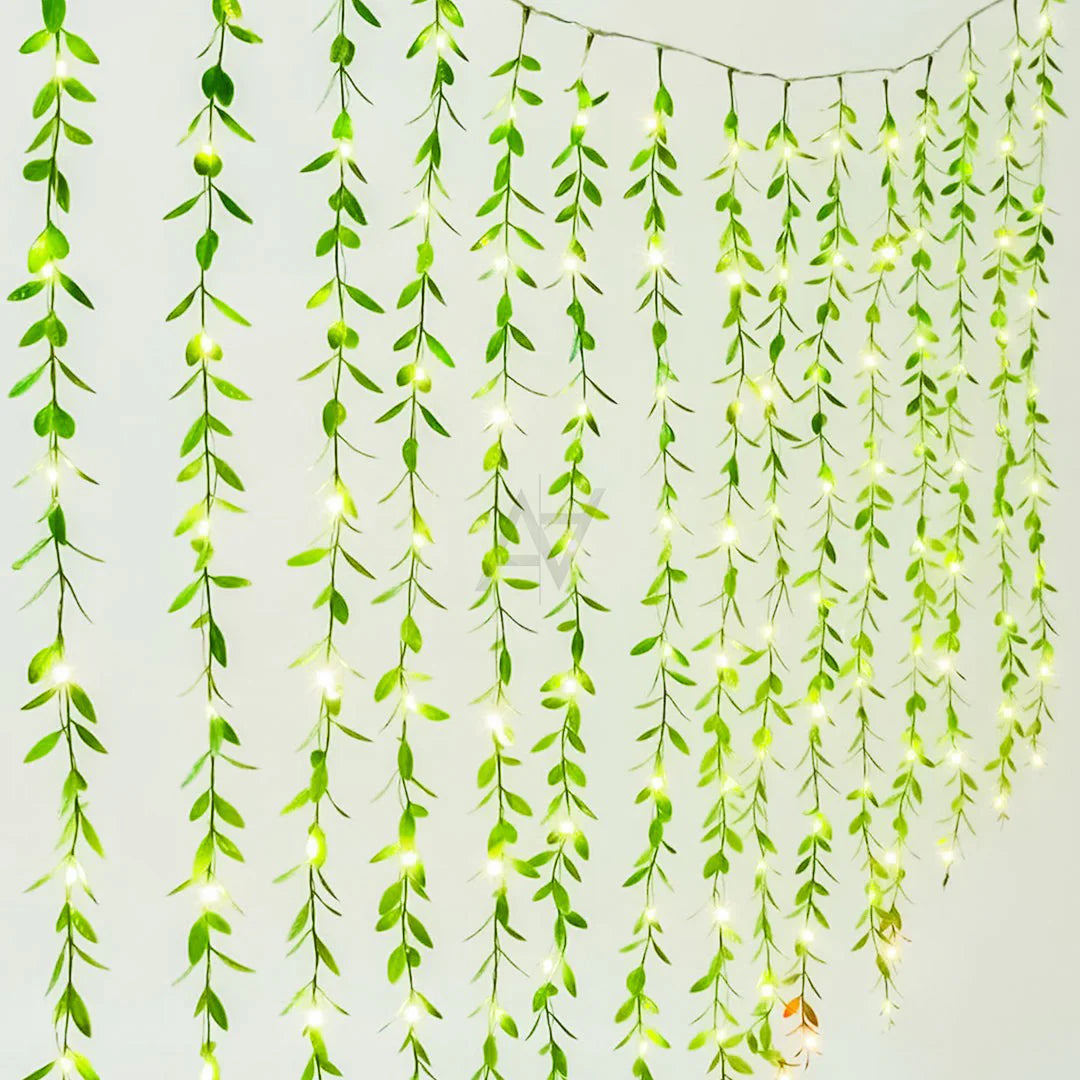 Leaf Vine Fairy Light Curtain – 16 ft.