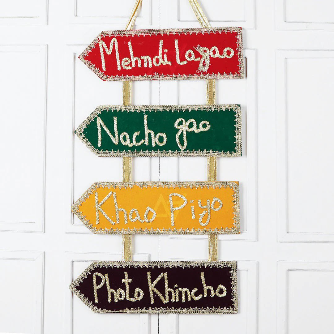 Mehndi Lagao, Nacho Gao Mehndi Prop Banner