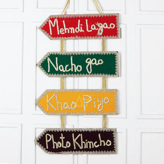 Mehndi Lagao, Nacho Gao Mehndi Prop Banner