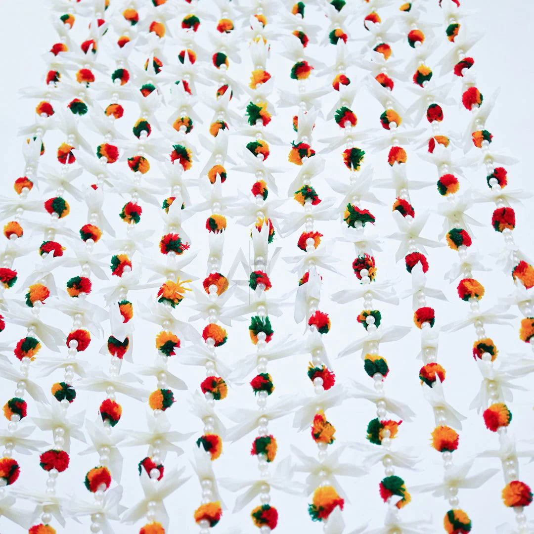 Small Pom Pom Garland 12 pcs